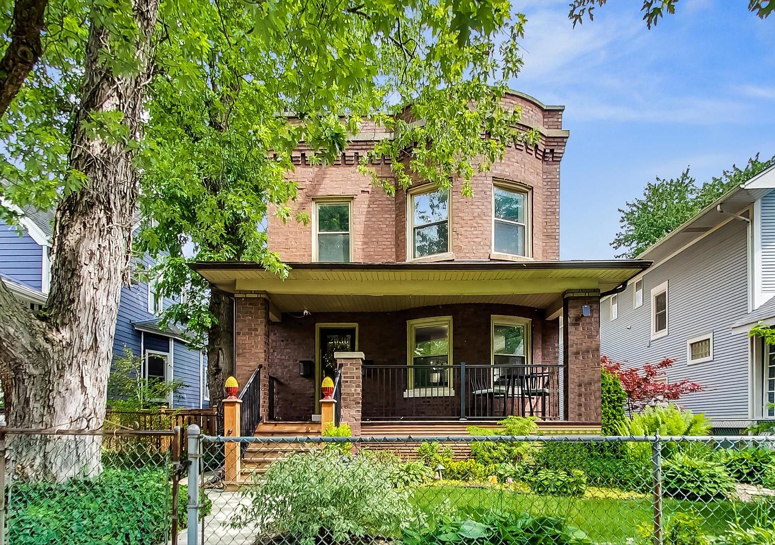 2030 W Estes Ave, Chicago, IL 60645 Zillow