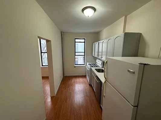 Rented by Douglas Elliman | media 5