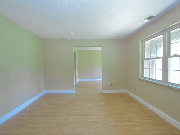 2nd image of 430 Pinemont Dr