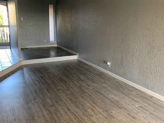 3rd image of 5720 S Alameda St APT 211