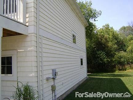 4th image of 3855 E Baycliffs Dr