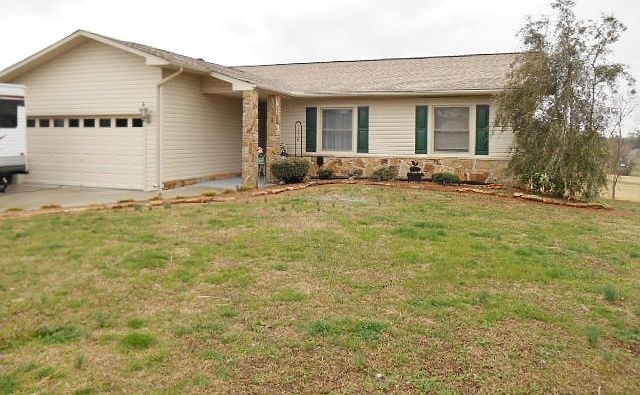 1st image of 709 Montvue Dr