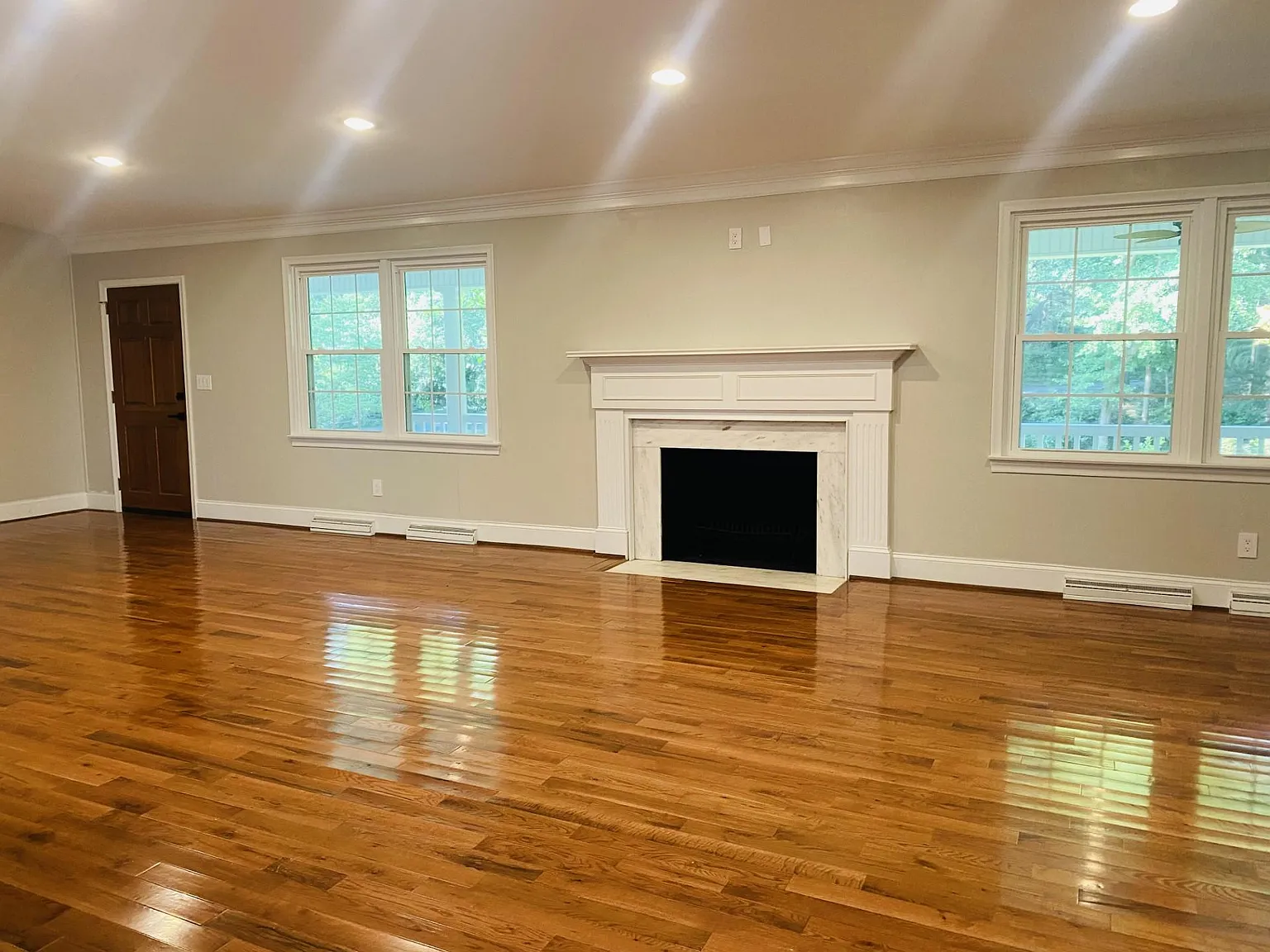 4 bed, 3416 sqft, $3,200 — Photo 2