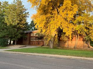 701 S 2nd St, Milbank, SD 57252