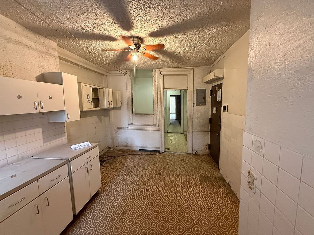 320 W 47th St APT 4W, New York, NY - View 4