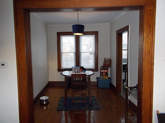 4th image of 1107 S Lafayette Ave
