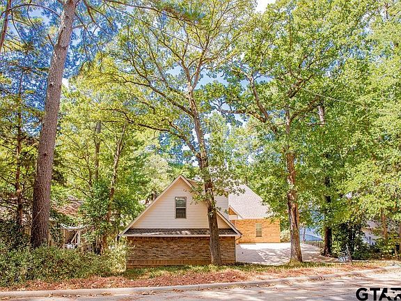 4th image of 512 Hideaway Ln E