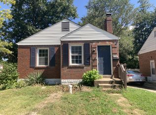 324 Newell Dr, Saint Louis, MO 63135