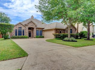 11215 Velvet Grass Ln, Houston, TX 77095