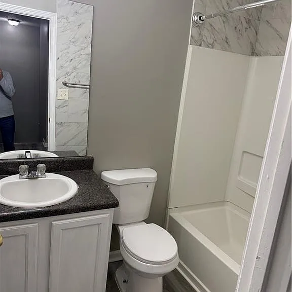 2324 Coach Way — Photo 2
