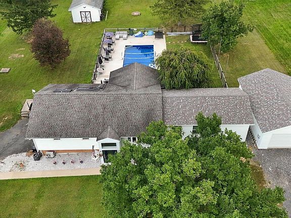 3rd image of 14804 Lone Oak Rd