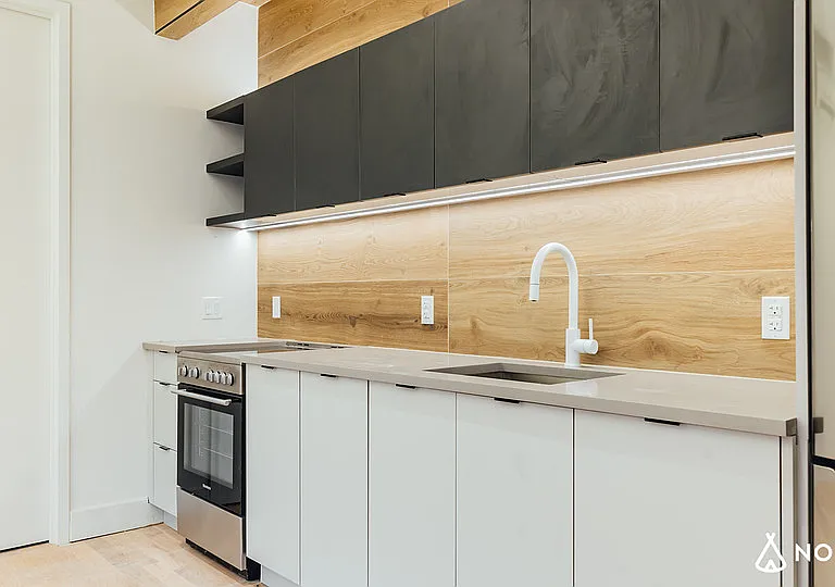 312 Devoe St #1B — Photo 20