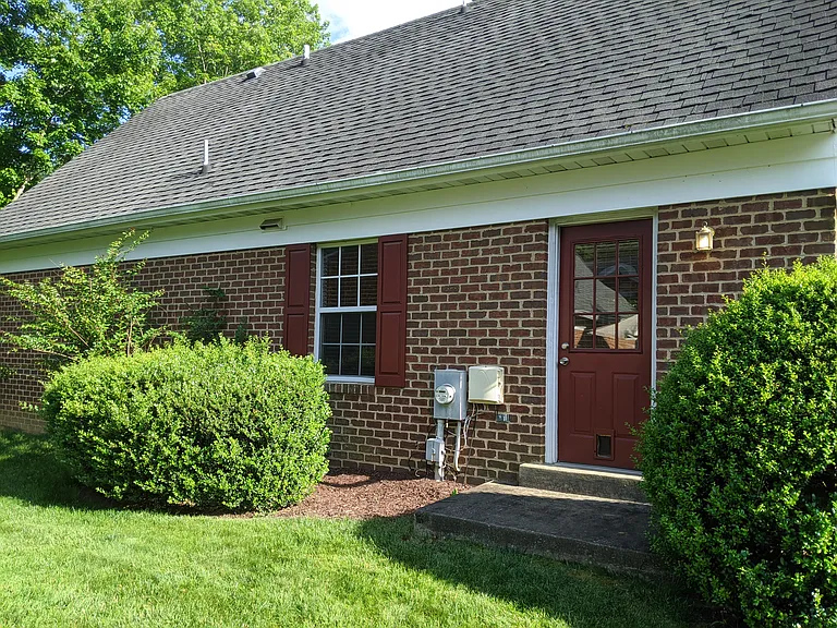 9758 Pleasant Gate Ln — Photo 29