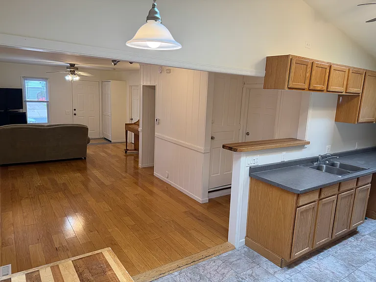 2835 Hoard St #1 — Photo 20