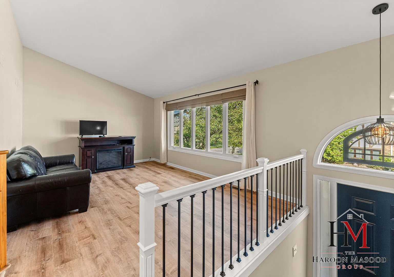 3 bed, 1800 sqft, $3,200 — Photo 3