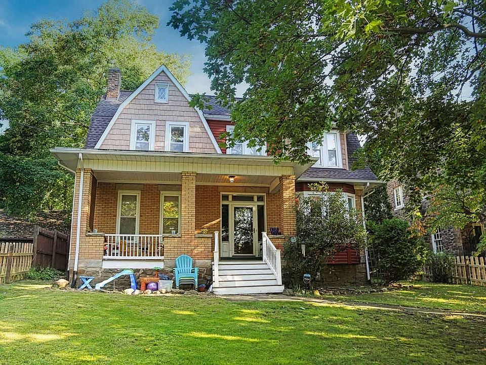 1st image of 205 Coshocton Ave