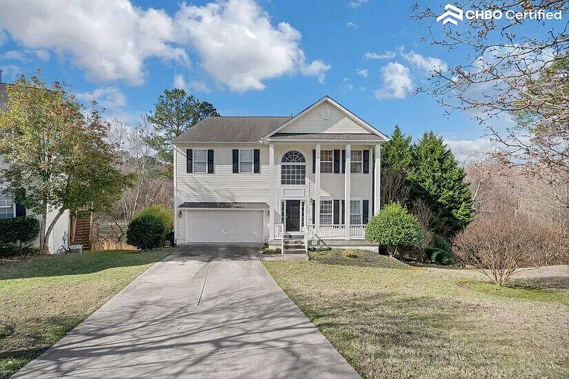 2717 Gross Ave