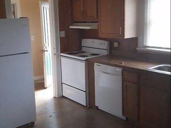 4th image of 122 Oliver Dr