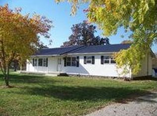 8130 Bradshaw Rd, Hopkinsville, KY 42240