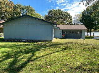 1104 Dogwood Dr, Grove, OK 74344