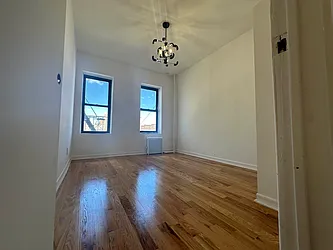 Rented by Space Link Realty