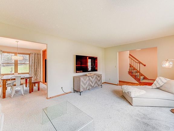 5th image of 5080 Ives Ln N
