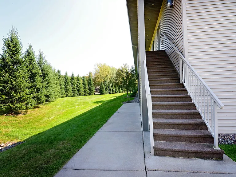 100 Sunshine Cir #22 — Photo 2