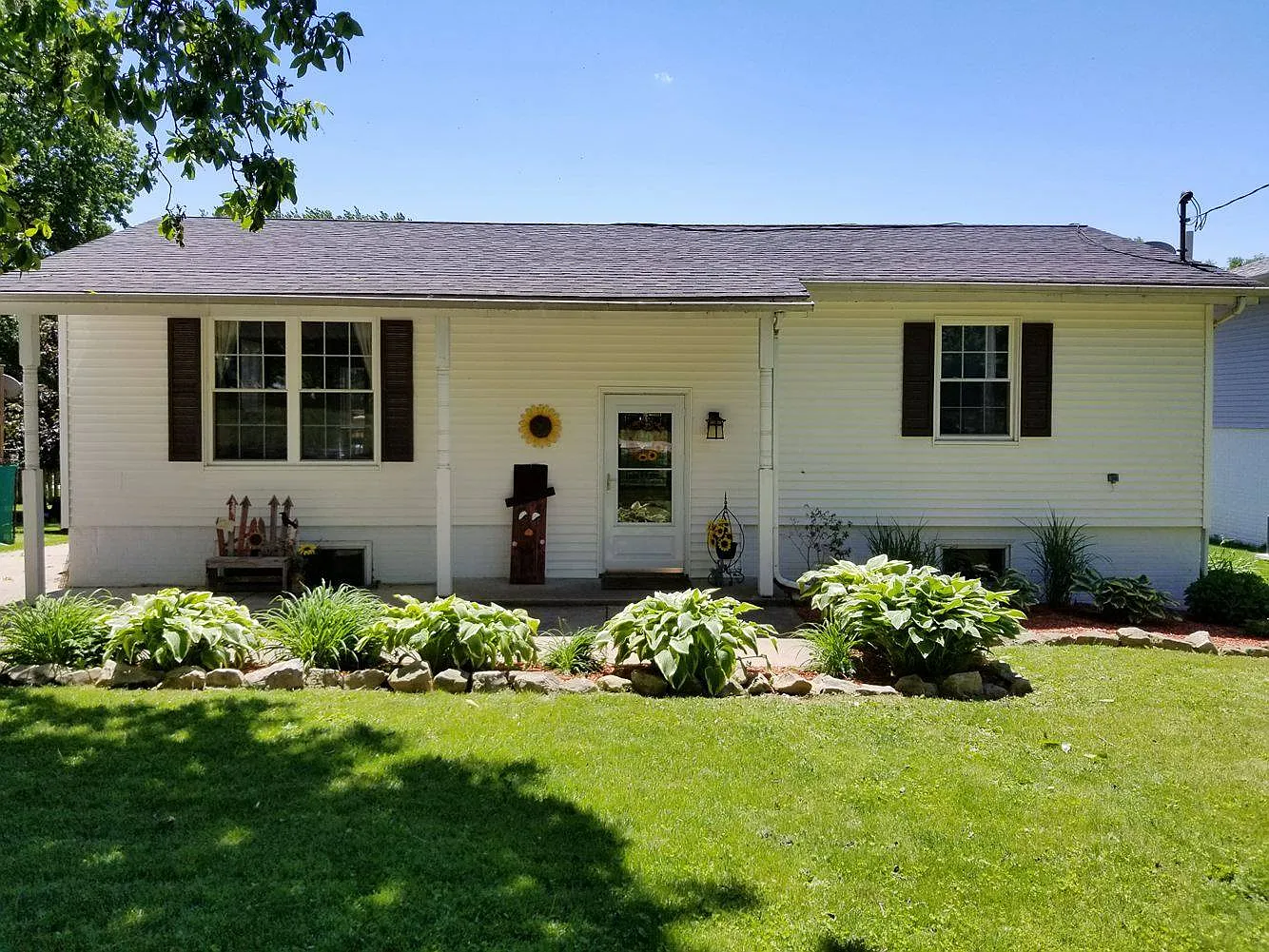 528 Wisconsin St photo 1