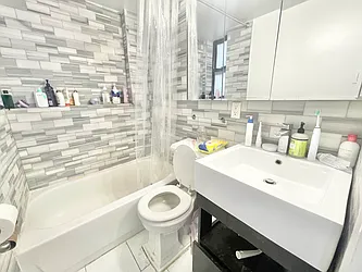 Rented by Century 21 Premier 