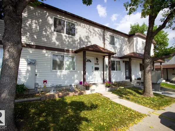 14648 54th St NW, Edmonton, AB T5A 4L5