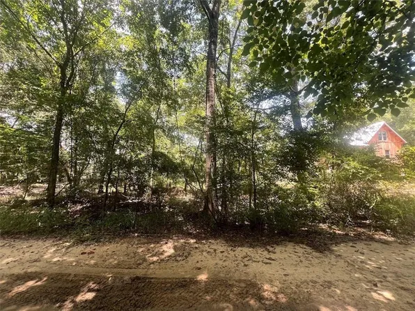761 Addies Aly, Jesup, GA 31545