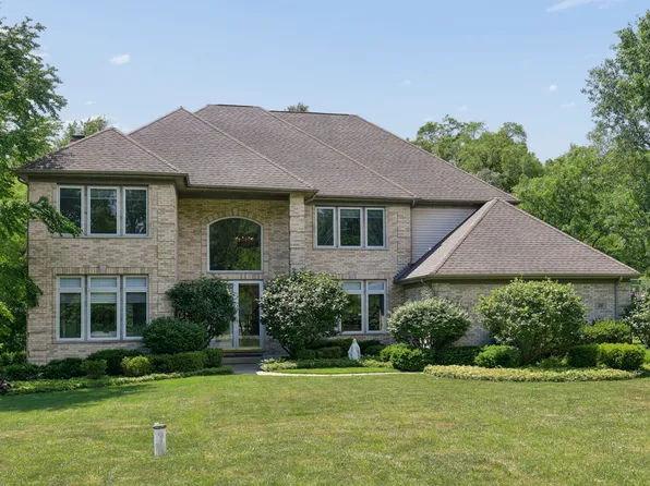26 Country Ln, Deer Park, IL 60010