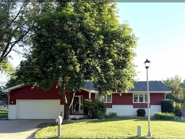 1331 Hiawatha Trl, Sioux City, IA 51104