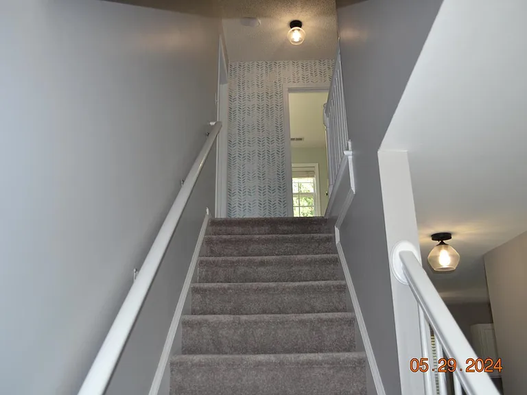 1321 E Stone Arch Dr — Photo 5