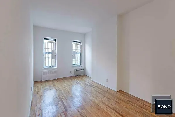 Rented by Bond New York | media 15