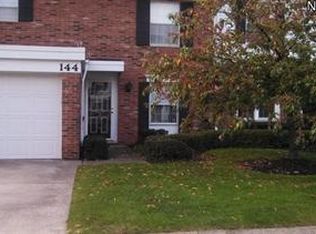 144 Drury Ln #144N, Mayfield Heights, OH 44124