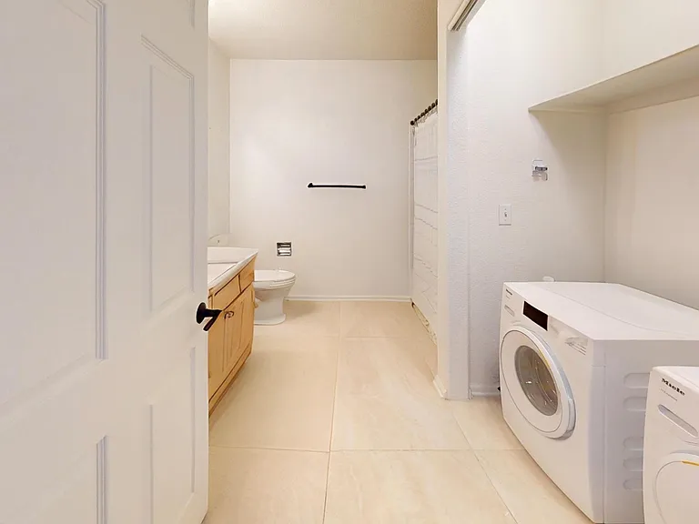 8200 E 8th Ave #11202 — Photo 11