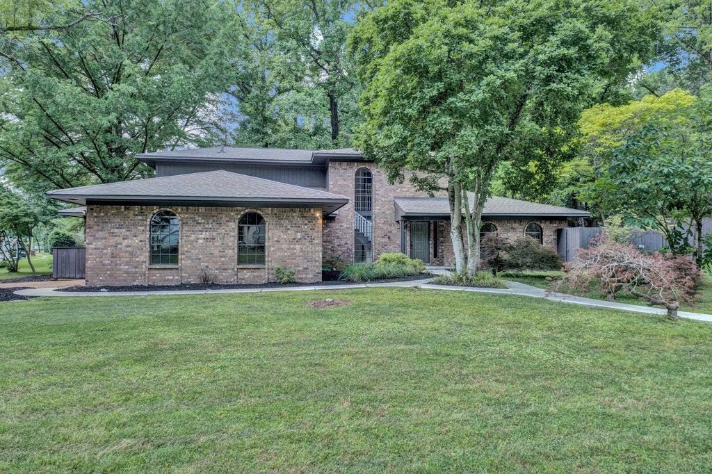 2357 Thornwood Ln, Memphis TN - Owner Finance Home