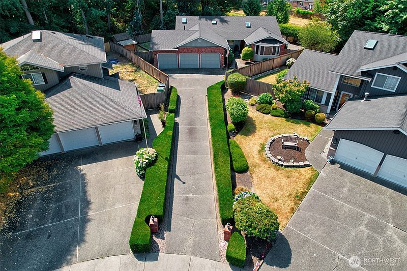 5th image of 4710 SE 123rd Street