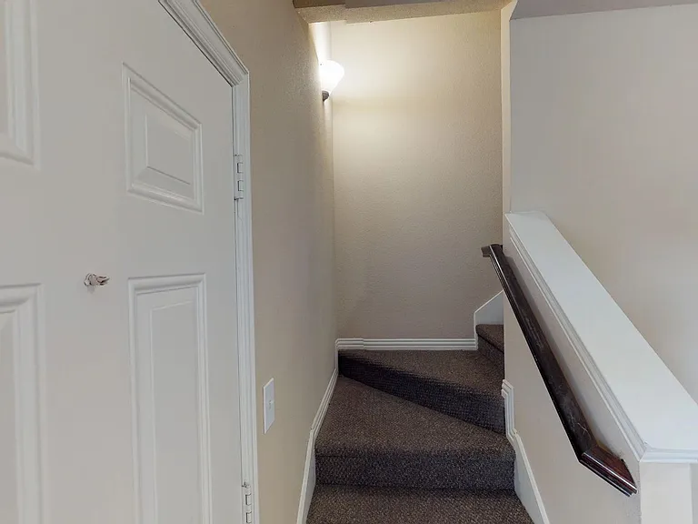 1201 Bernard St — Photo 6