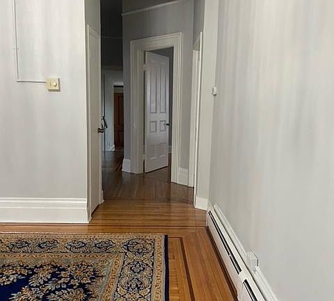 2nd image of 475 Virginia St Floor 2