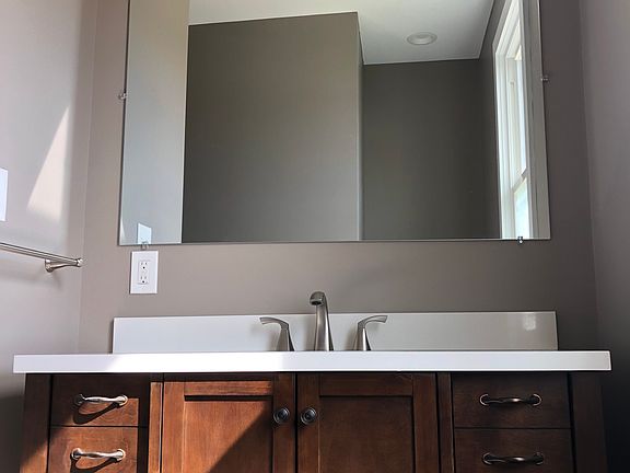 3rd image of 1065 1st Ave