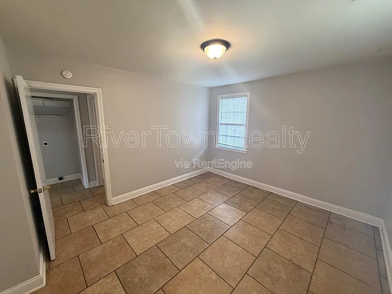 3633 N Lloyd Cir — Photo 8