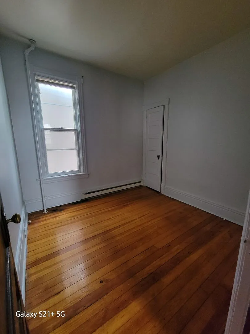 834 Union St — Photo 2