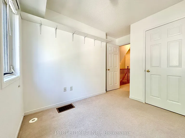 40 Merchant Ln #116 — Photo 35