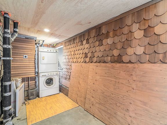 2nd image of 2163 Alameda Ave #B