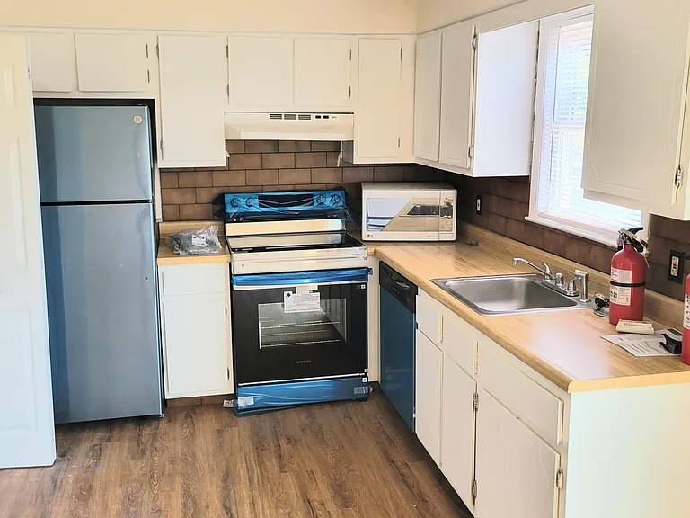 14 Primrose Ln #D — Photo 5