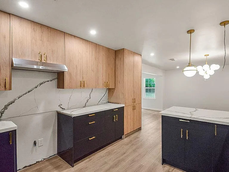 5514 Chantilly Ln — Photo 16