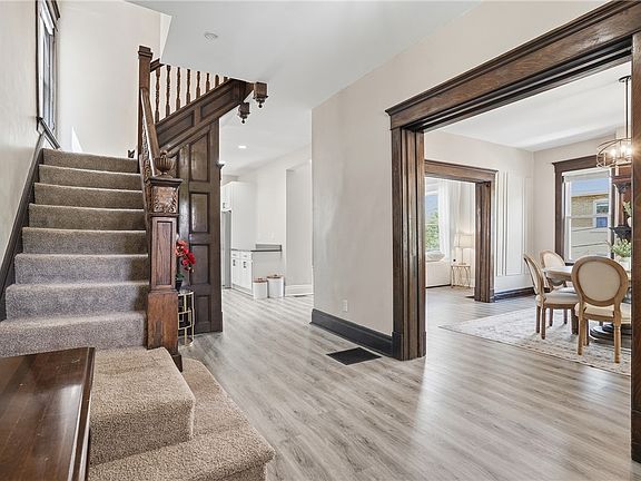 5th image of 51 N Linwood Ave