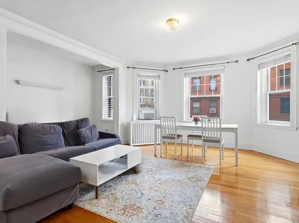 73 Parkman St APT 1, Brookline, MA 02446